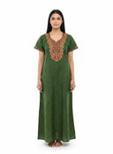 SN-06_MGREEN (1).webp