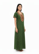 SN-06_MGREEN (2).webp